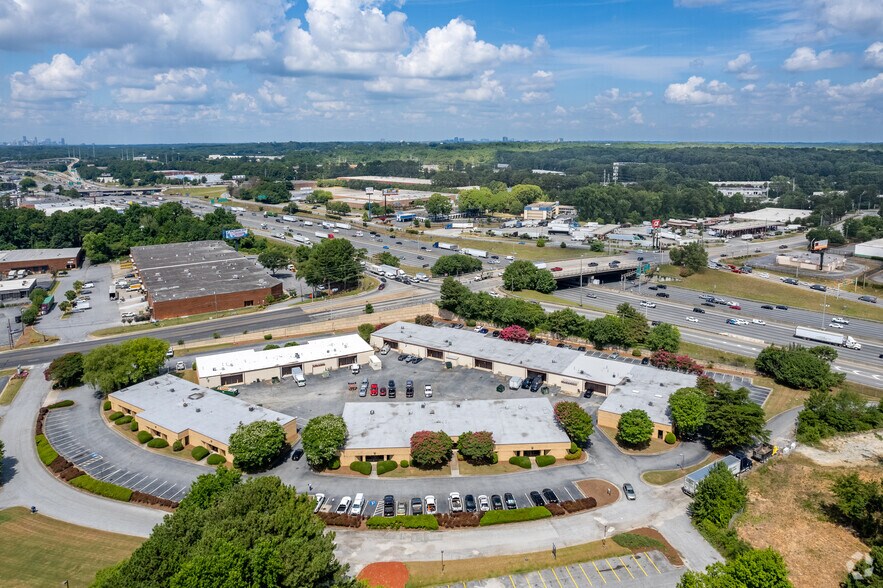 More Photos Of 4025 Pleasantdale Rd, Doraville Light Distribution For Lease