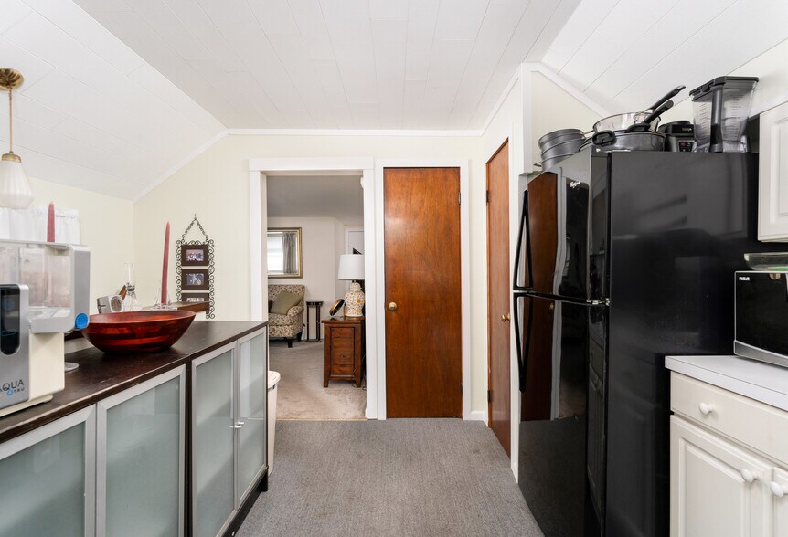 More Photos Of 94 E Montauk 1 Hwy, Hampton Bays Land For Sale