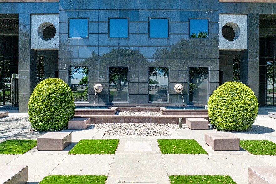 More Photos Of 2505 N State Highway 360, Grand Prairie Office For Sale