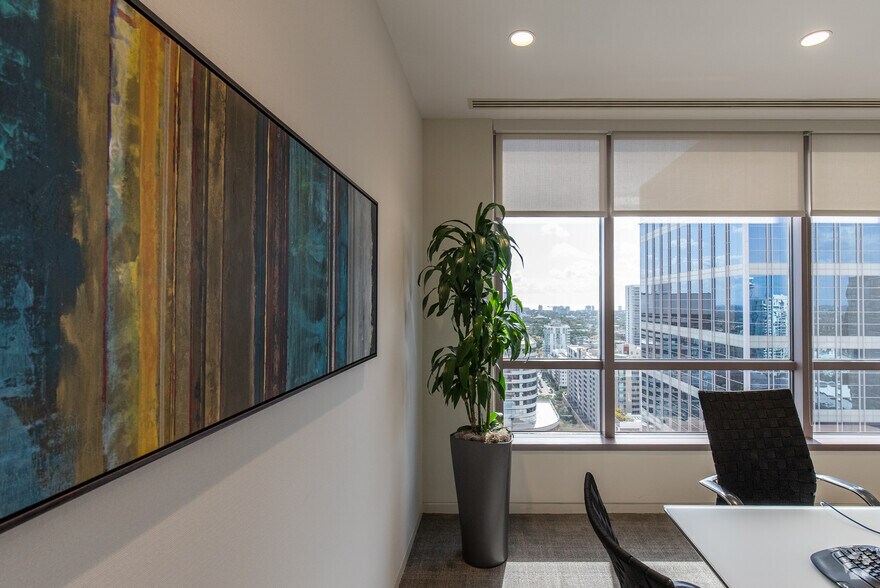 Photo of 21st Floor Ste PH