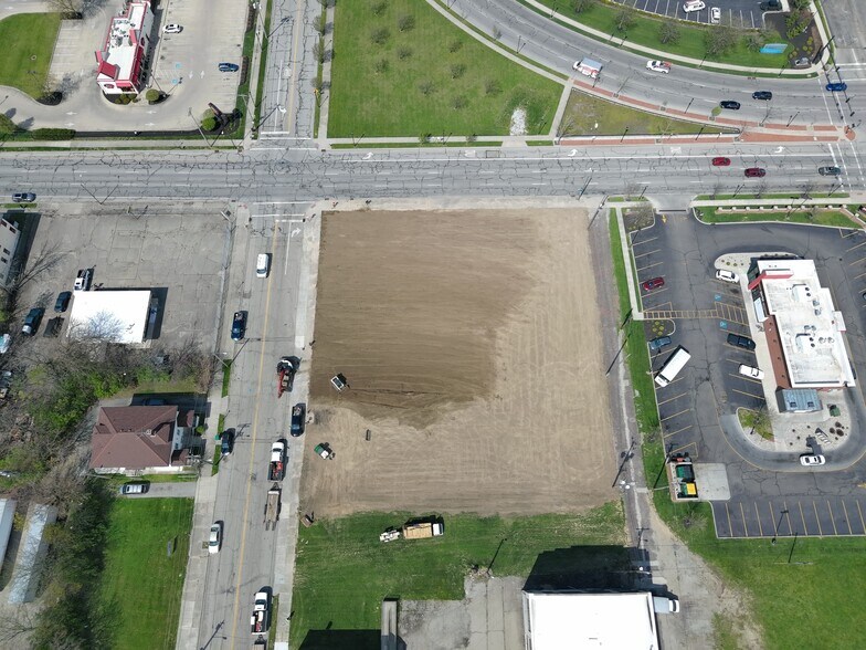 More Photos Of 325 W Columbia St, Springfield Land For Sale