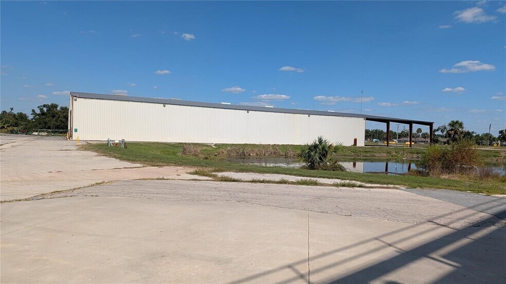 More Photos Of 1509 S Byron Butler Pky, Perry Manufacturing For Lease