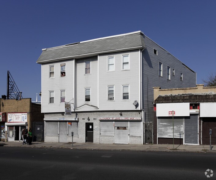 More Photos Of 951-953 Clinton Ave, Irvington Storefront Retail Residential For Lease