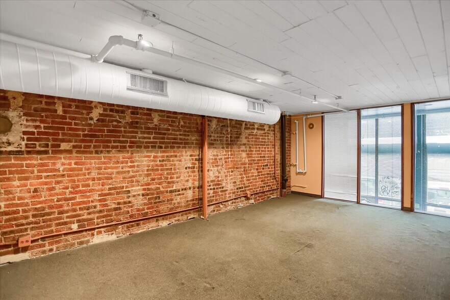 More Photos Of 1620 Market St, Denver Office For Lease