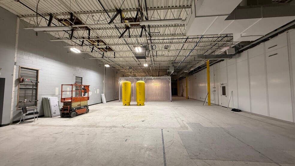 More Photos Of 200 Precision Rd, Horsham Township Light Manufacturing For Lease