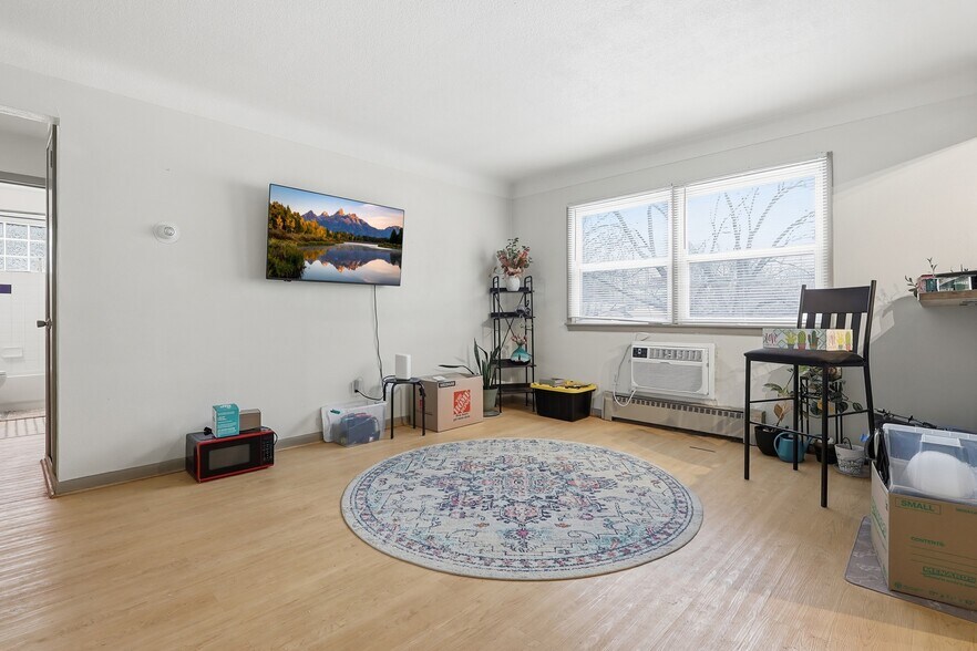 More Photos Of 149 Morton St E, Saint Paul Apartments For Sale