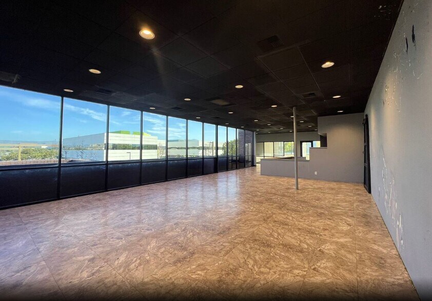 More Photos Of 15 Corporate Park, Irvine Medical For Lease