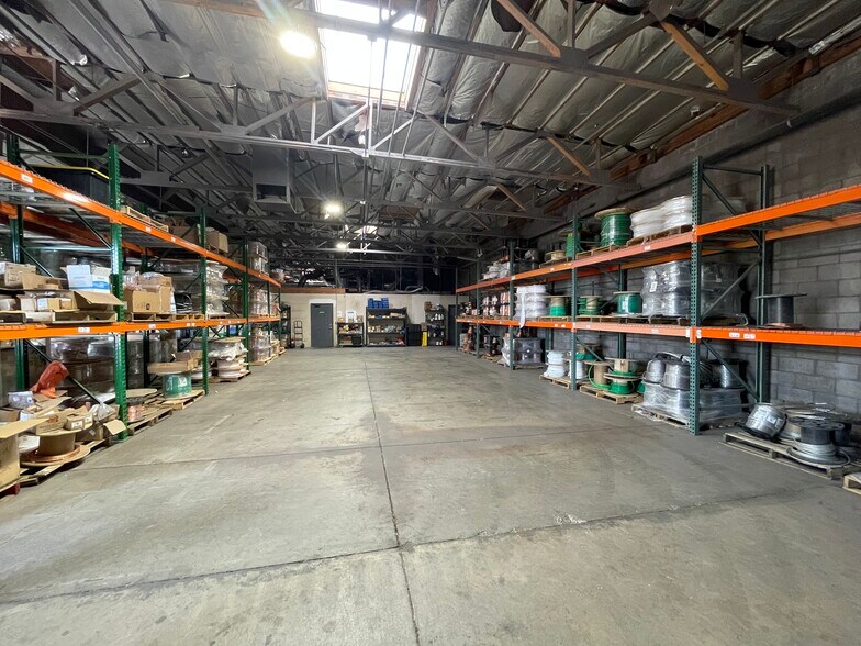More Photos Of 6262 N 57th Ave, Glendale Manufacturing For Sale