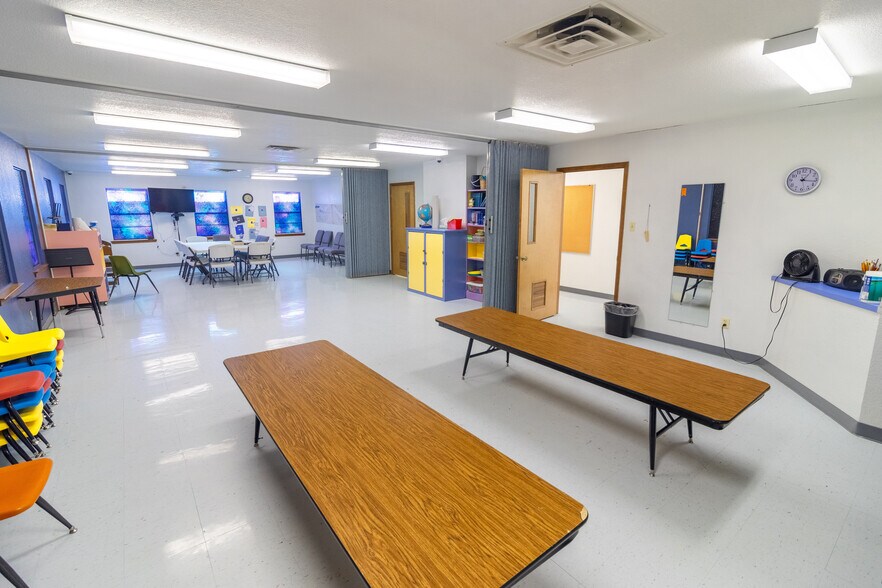 More Photos Of 906 Trimmier Rd, Killeen Religious Facility For Sale