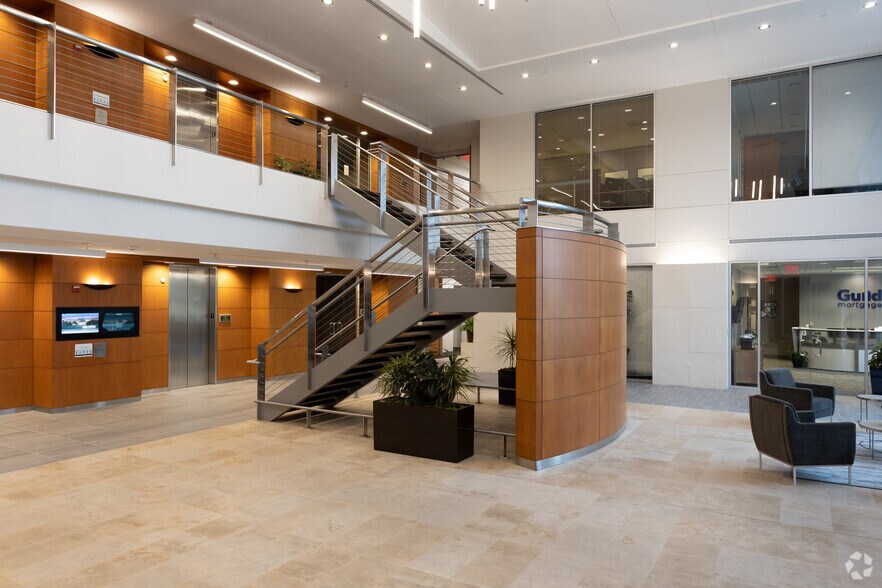 More Photos Of 5113 Southwest Pky, Austin Office For Lease