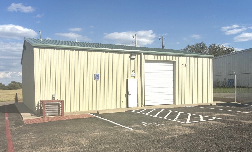 Primary Photo Of 1301 Forest st, Amarillo Industrial For Lease