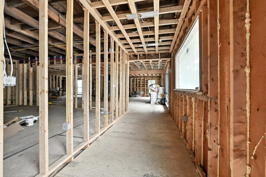 More Photos Of 370 Main St, Wilton Restaurant For Sale