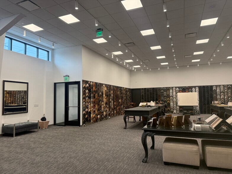 More Photos Of 2227 Irving Blvd, Dallas Warehouse For Sale