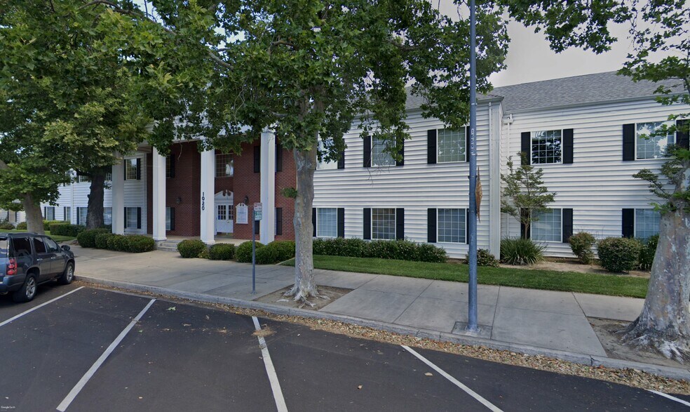 More Photos Of 1020 15th St, Modesto Office For Lease