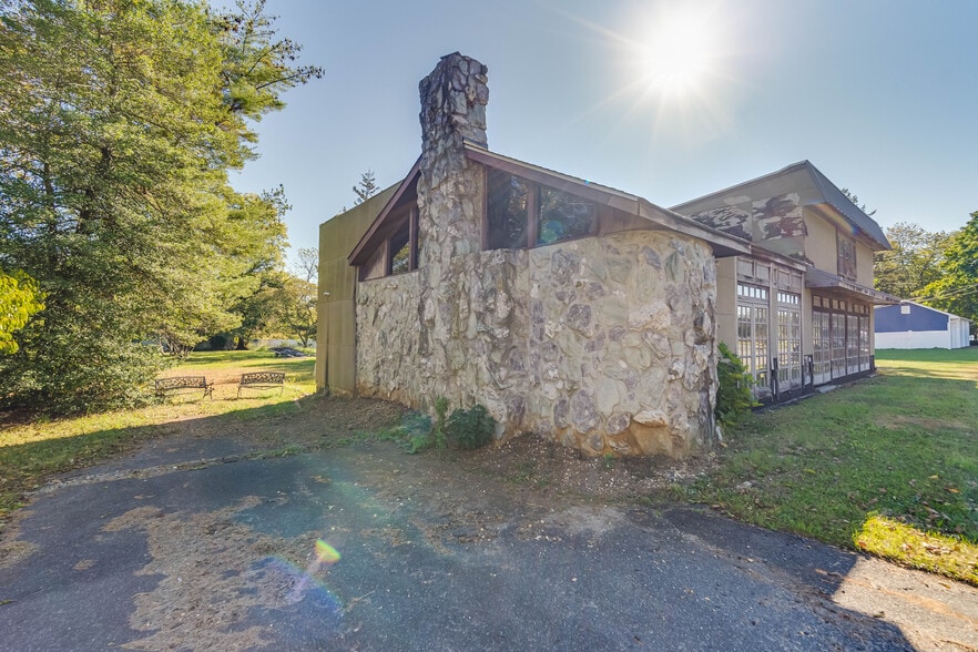 More Photos Of 158 State Route 79 N, Marlboro Restaurant For Sale