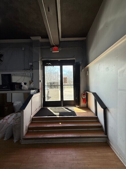 More Photos Of 5728 Broadway Ave, Cleveland Storefront For Sale