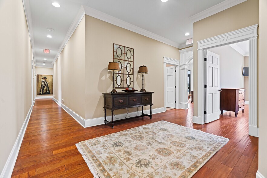 More Photos Of 206 Fortress Blvd, Murfreesboro Office For Sale