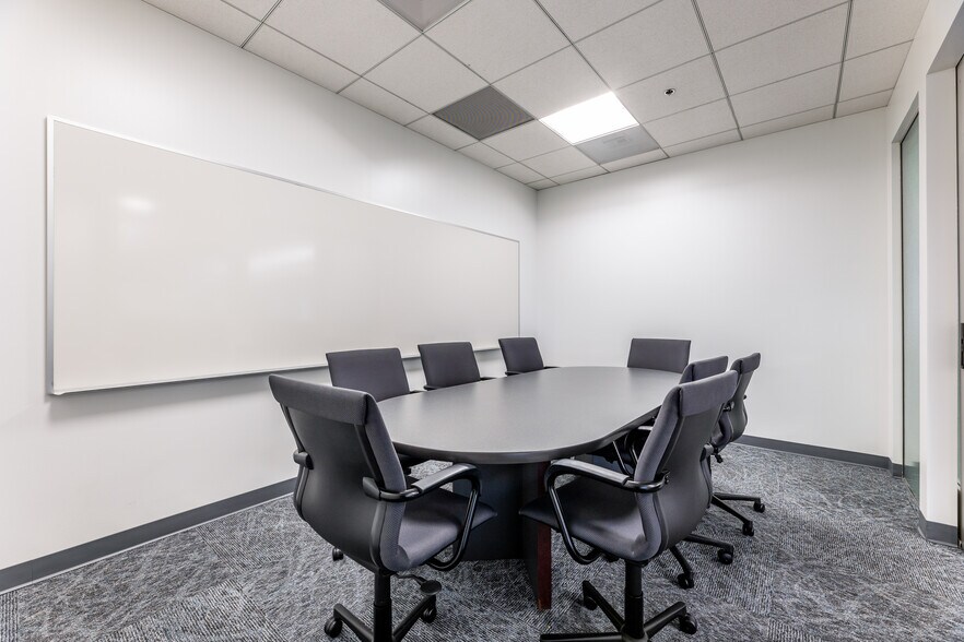 More Photos Of 1330 Enclave Pky, Houston Office For Lease