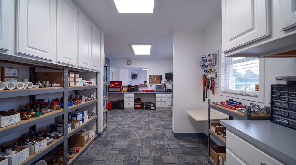More Photos Of 3165 County Farm Rd, Jackson Storefront Retail Office For Sale