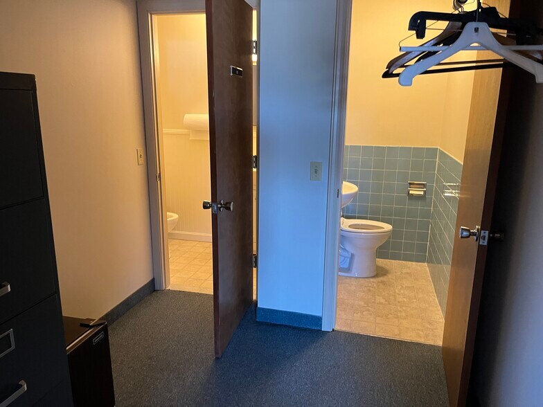 More Photos Of 188 Airport Rd, Warwick Office Residential For Sale