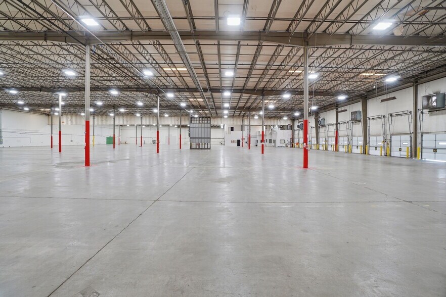 More Photos Of 13201 W Reese Blvd, Huntersville Warehouse For Sale