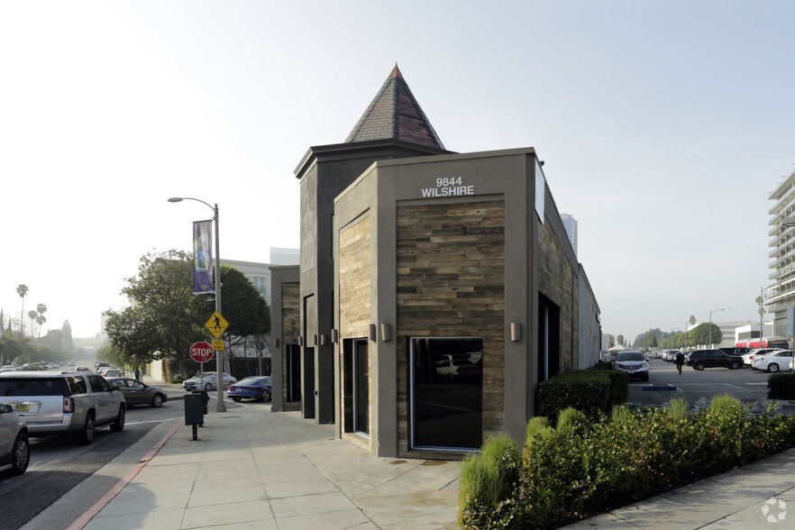 More Photos Of 9844 Wilshire Blvd, Beverly Hills Storefront For Lease