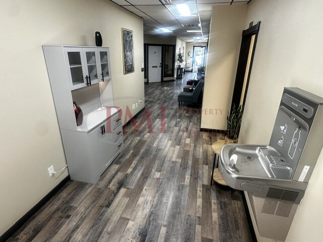 More Photos Of 205 W Boutz Rd, Las Cruces Office For Lease