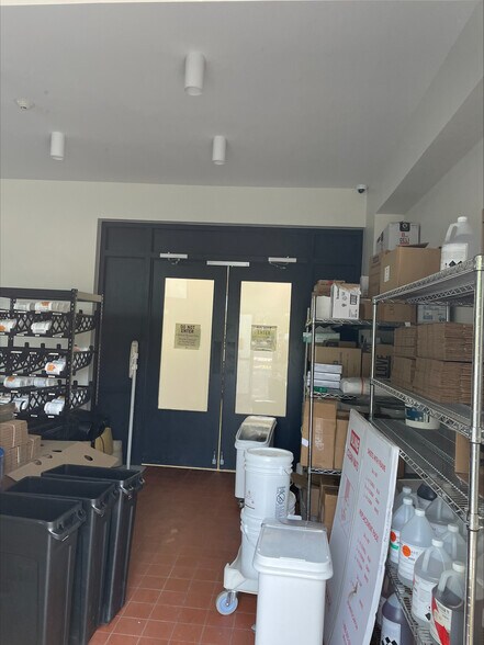 More Photos Of 1775 Lock Dr, Leominster Food Processing For Sale
