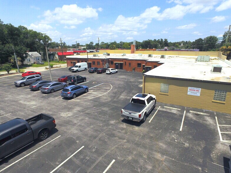 More Photos Of 3304-3316 Beach Blvd, Jacksonville Storefront Retail Office For Lease