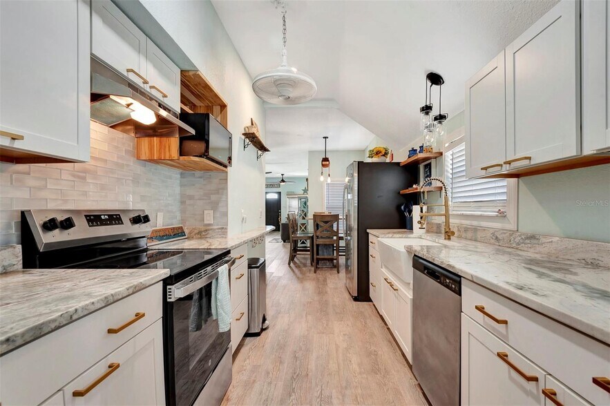 More Photos Of 403 Herbert St, Port Orange Specialty For Sale