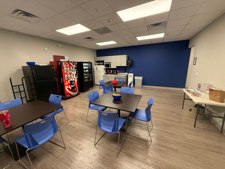 More Photos Of , Houston Office For Sale