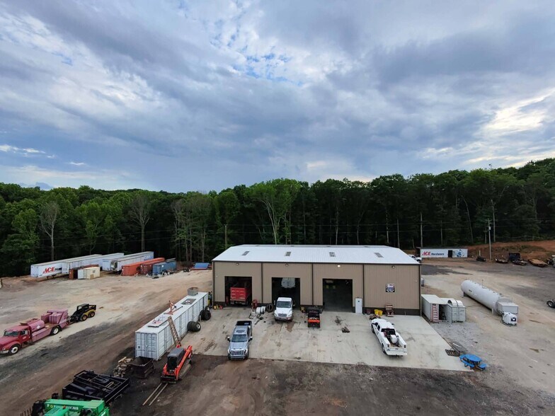 More Photos Of 3902 Belmont Hwy, Talmo Industrial For Sale