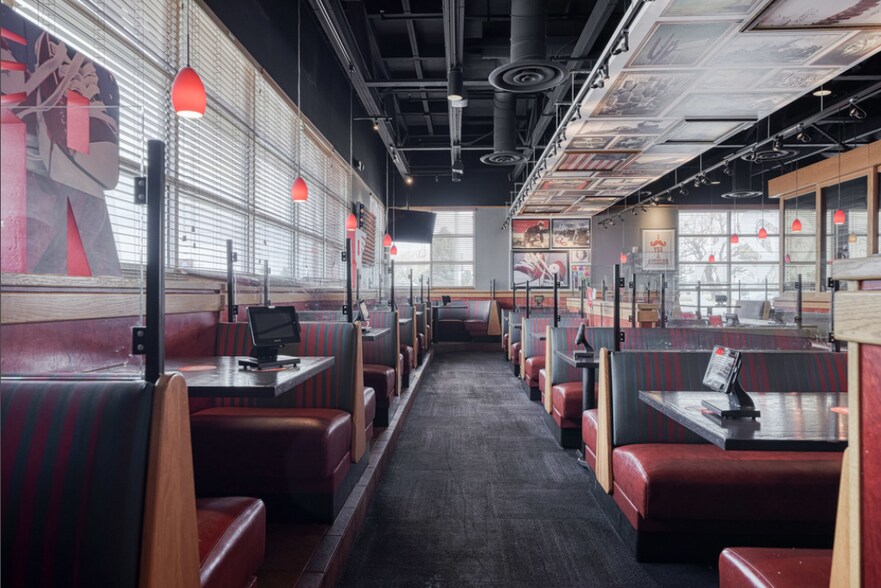 More Photos Of 2450 E 17th St, Idaho Falls Restaurant For Sale