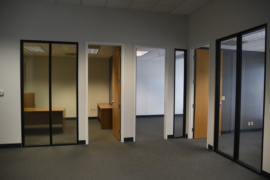 More Photos Of 841 Latour Ct, Napa Office For Lease
