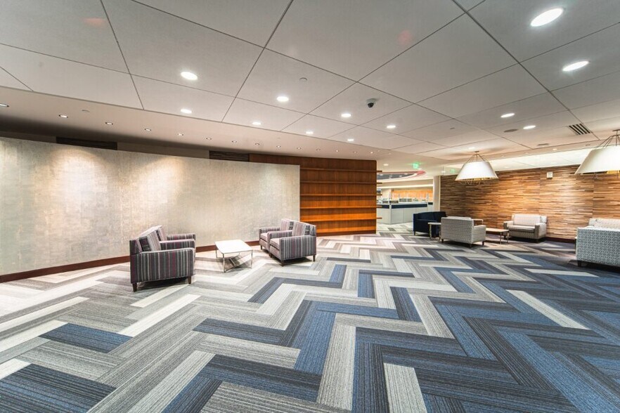 More Photos Of 1 Campus Martius, Detroit Office For Lease