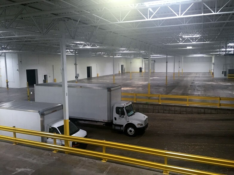 More Photos Of 1226 Schaeffer St, Dayton Manufacturing For Sale