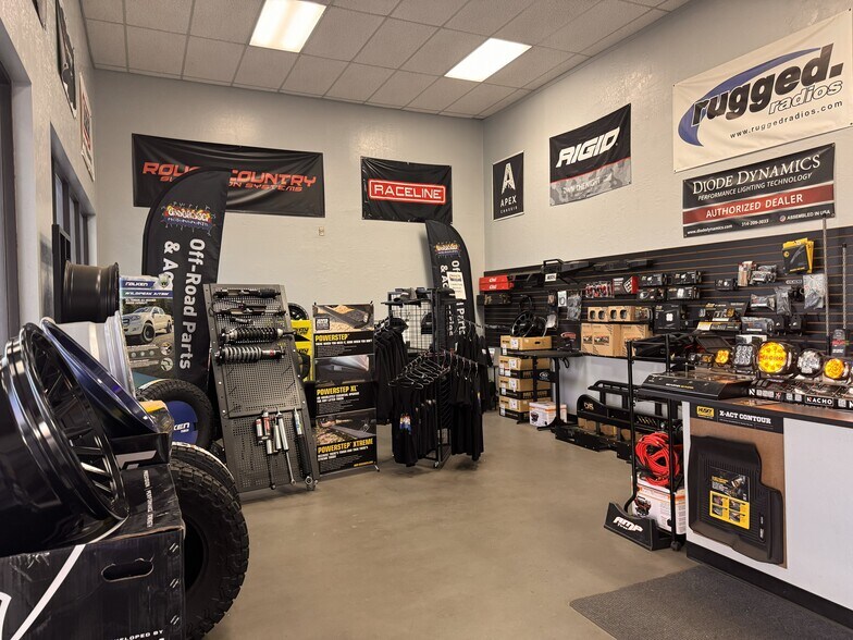 More Photos Of 255 E Southern Ave, Mesa Storefront For Lease