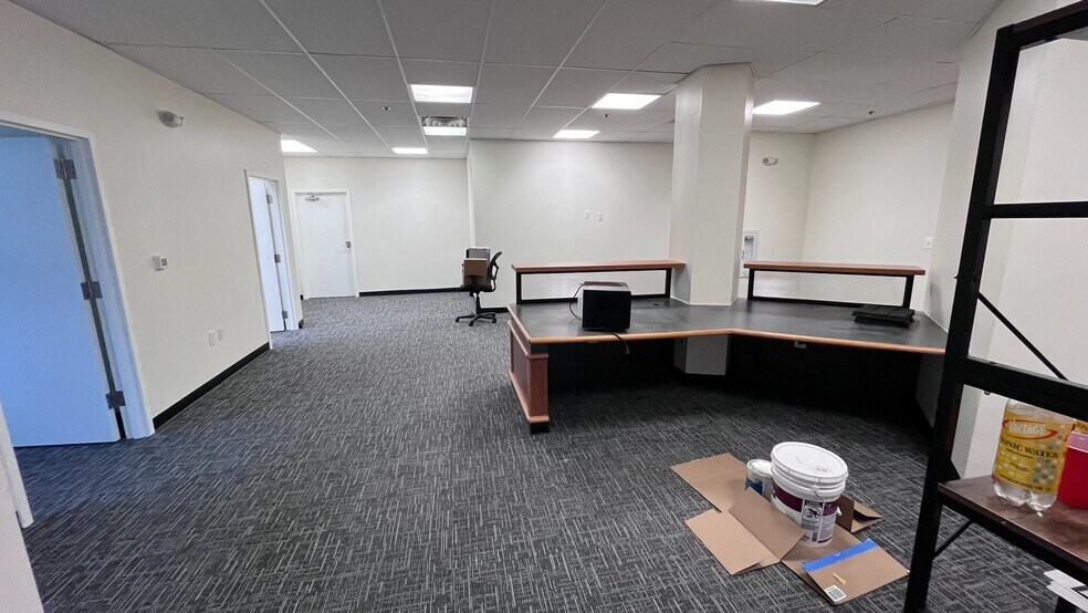 More Photos Of 409 E Marlton Pike, Cherry Hill Office For Lease