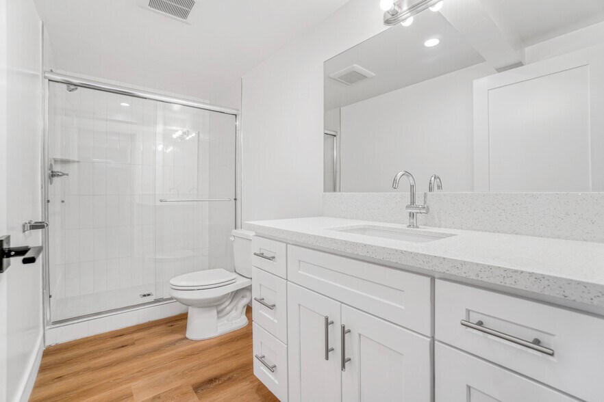 More Photos Of 221 Sheldon St, El Segundo Apartments For Sale