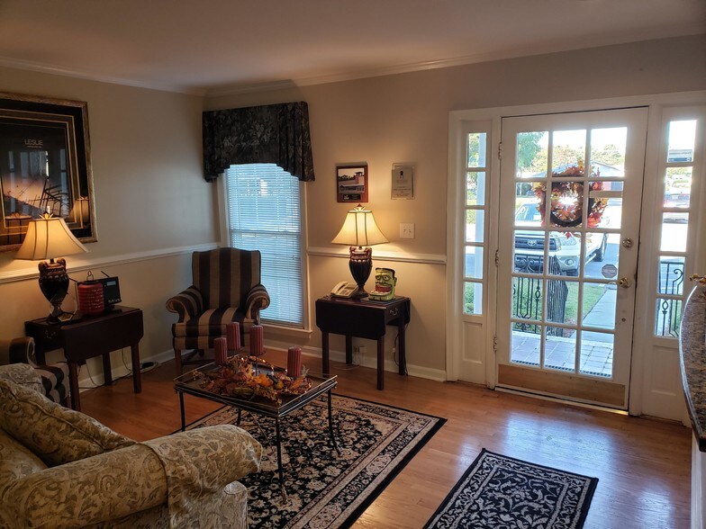 More Photos Of 205 Jeff Davis Pl, Fayetteville Office For Lease
