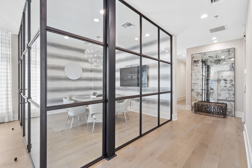 More Photos Of 116 Mc Davis Blvd, Santa Rosa Beach Office For Lease