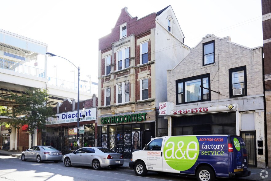 More Photos Of 1719 W 18th St, Chicago Storefront Retail Residential For Lease