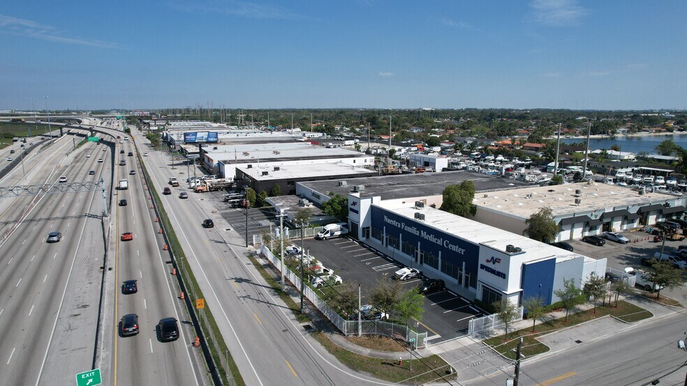 More Photos Of 1975 W 76th St, Hialeah Medical For Lease