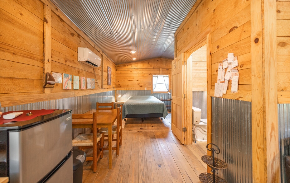 More Photos Of 11726 Highway K, Jadwin Hotel For Sale