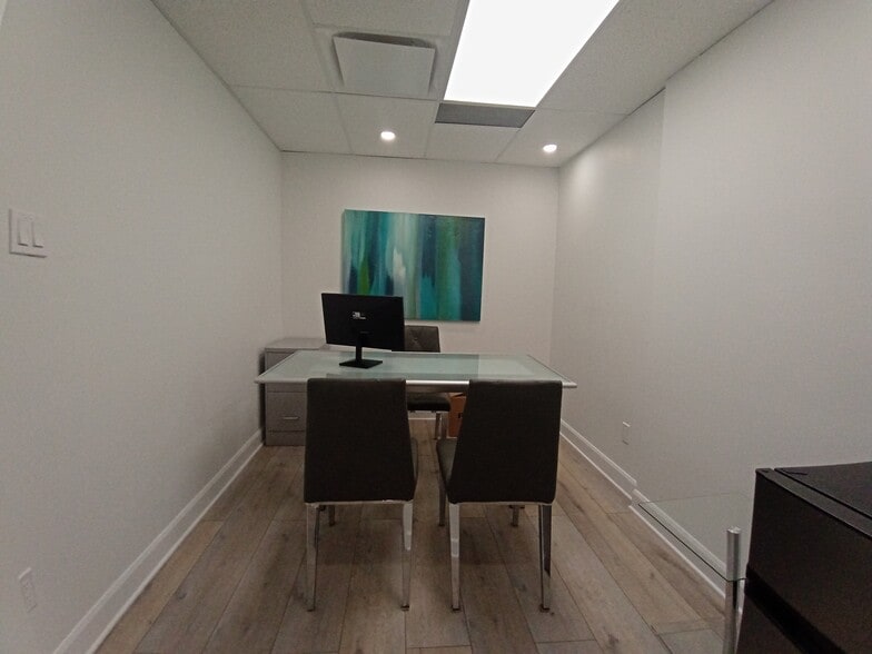 More Photos Of 69 Kempster Ave, Ottawa Office For Sale