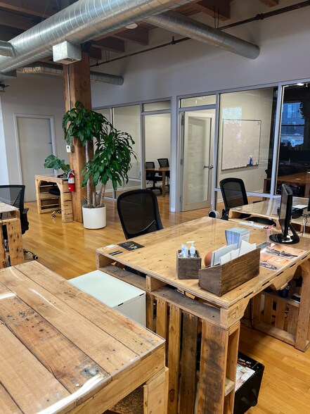More Photos Of 1828 W Hubbard St, Chicago Loft Creative Space For Lease