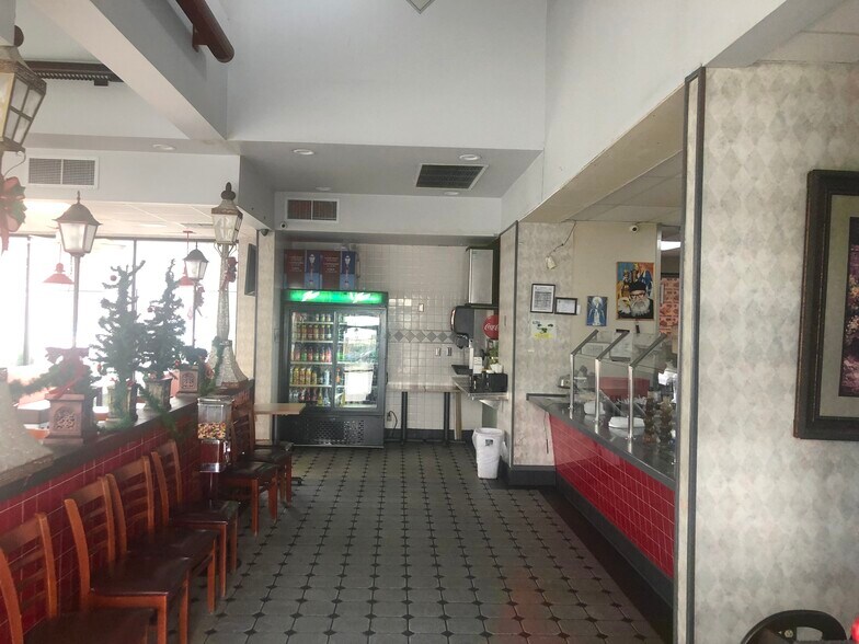 More Photos Of 1084 Murfreesboro Pike, Nashville General Retail For Sale