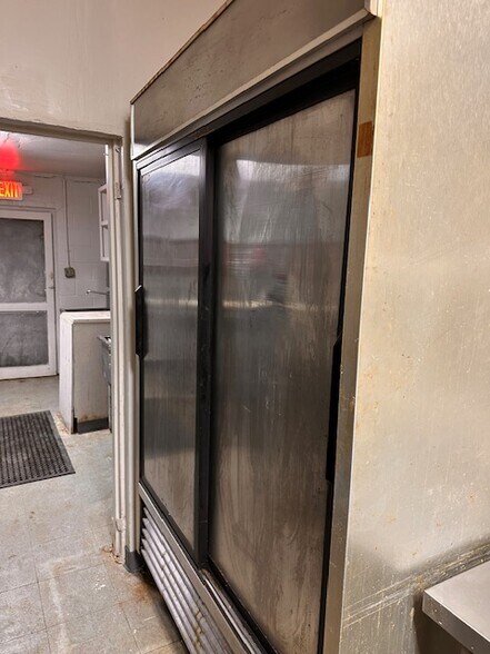 More Photos Of 1182 GA Highway 83 S, Forsyth General Retail For Sale