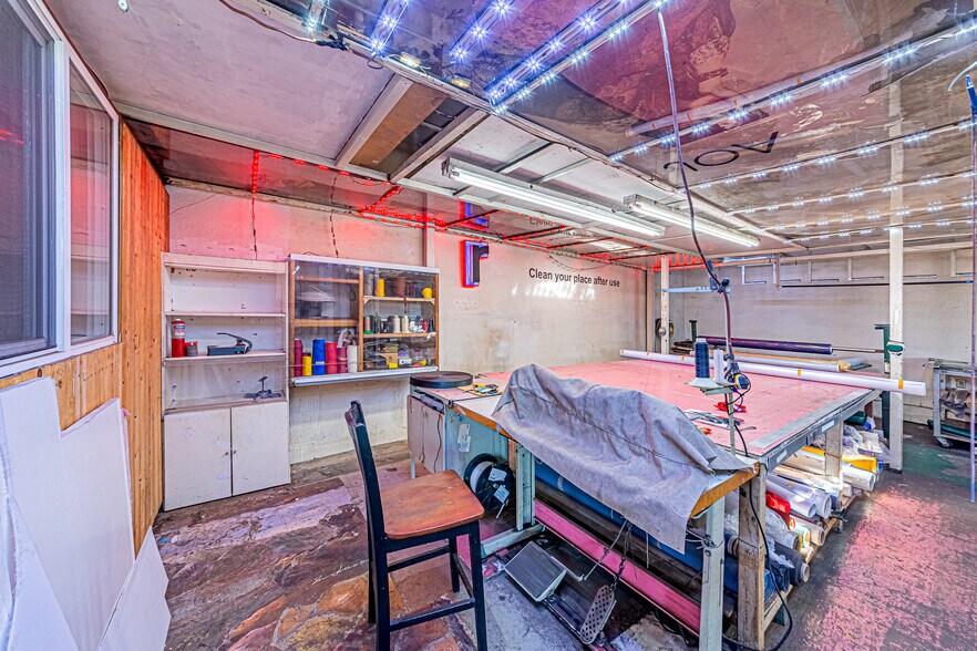 More Photos Of 4922 S Figueroa St, Los Angeles Storefront For Sale