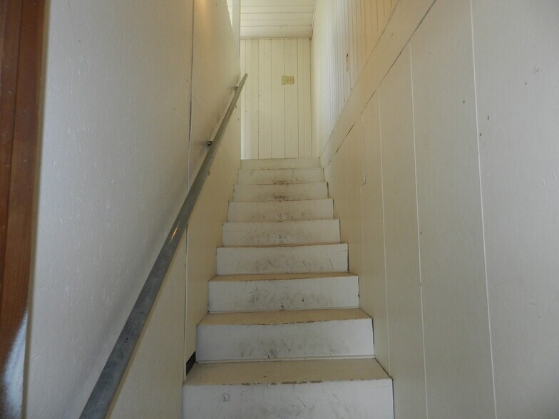 More Photos Of 17656 Highway 550, Montrose Storefront Retail Office For Lease